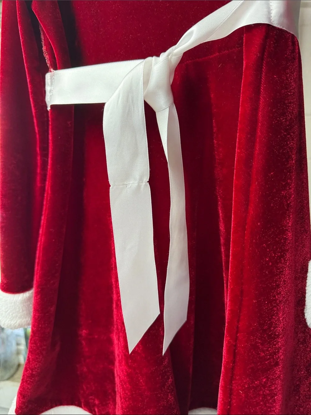 Girls' Red Velvet Sequin Holiday Dress with Satin Bow